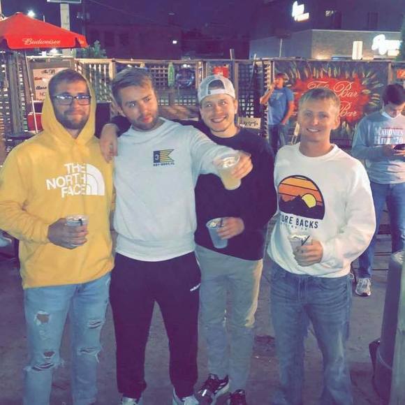 Profile Picture of Alex Drent (@drent12) on Poshmark