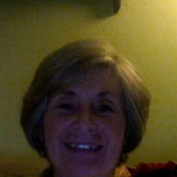 Profile Picture of Jeanne Mauzy (@mauzyjcritter) on Poshmark