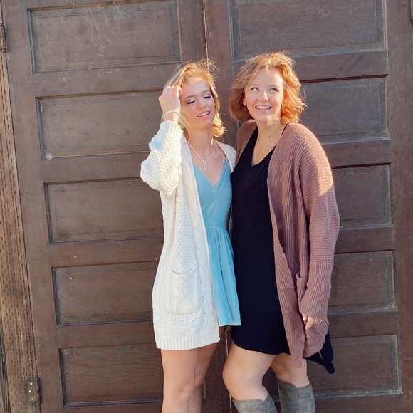 Profile Picture of Talia Estwick (@taliaestwick) on Poshmark