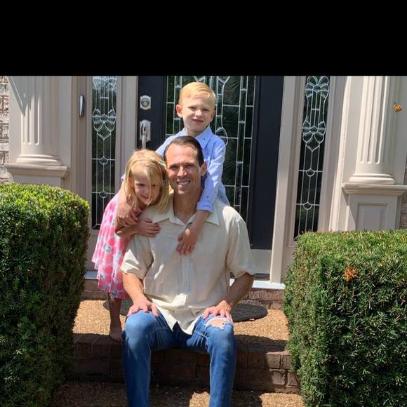 Profile Picture of Jason Frudakis (@frudakis) on Poshmark