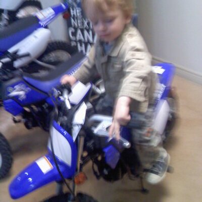 Profile Picture of Alex Hurley (@alexhurley12) on Twitter