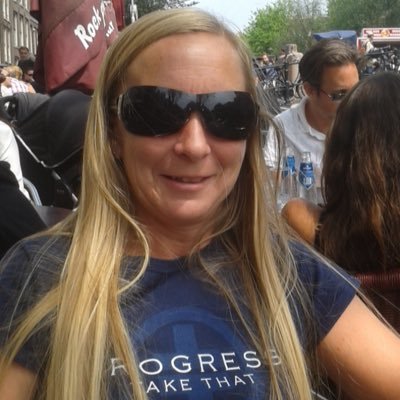 Profile Picture of Karen Beattie (@karenbeattie69) on Twitter