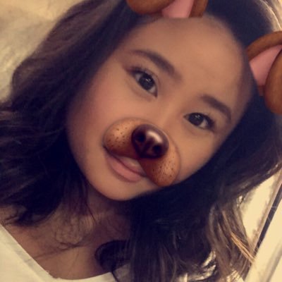 Profile Picture of Fong Rose (@heyyitsfong) on Twitter