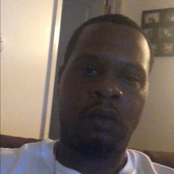 Profile Picture of Sean Peace (@2018sp23) on Poshmark