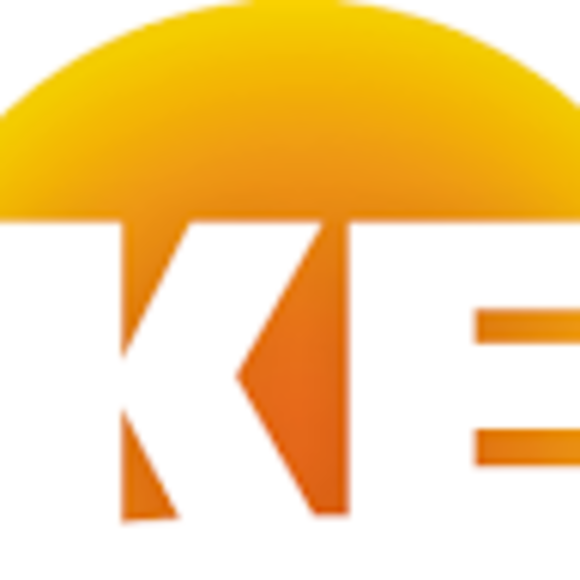 Profile Picture of Karen Adelman (@karenadelman) on Poshmark