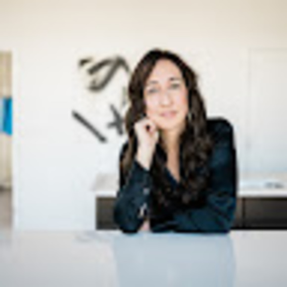 Profile Picture of Marilyn Reles-lozano (@marilynraye1950) on Poshmark