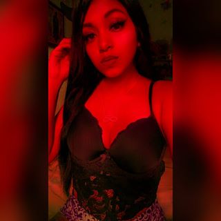 Profile Picture of Aline Alvarez (Ney🌸) (@neyneyrenner) on Facebook