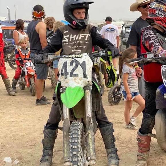 Profile Picture of Jeffery Carvalho (@jefferycarvalho) on Poshmark