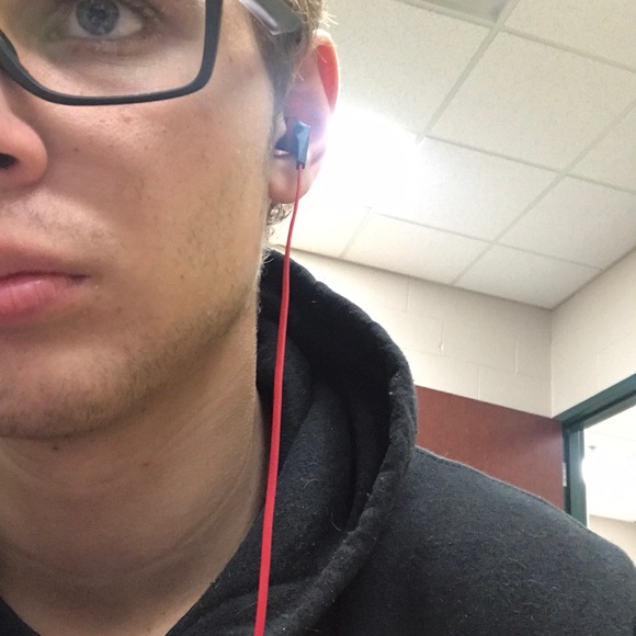 Profile Picture of David Rollins (@david_rollins) on Poshmark