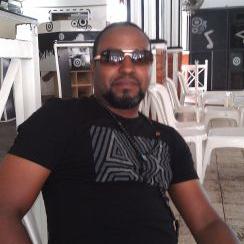 Profile Picture of Ray Tavarez (@ray_tavarez) on Twitter