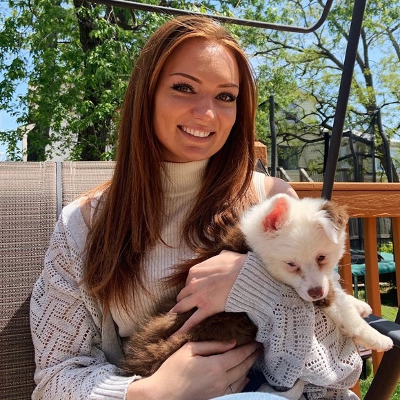 Profile Picture of Neringa Liepaite (@neringaaaxo) on Poshmark