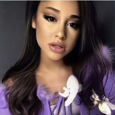 Profile Picture of Baby✨ (@biebsupreme_) on Twitter
