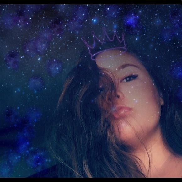 Profile Picture of Marissa Mustonen (@marissamustonen) on Poshmark