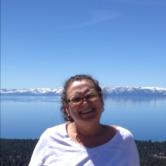 Profile Picture of Suzy Dukelow (@suzyd) on Poshmark