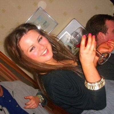 Profile Picture of Catherine Devaney (@CathDevaney_) on Twitter