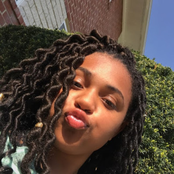 Profile Picture of Shawnte' Cromwell (@scrom540) on Poshmark