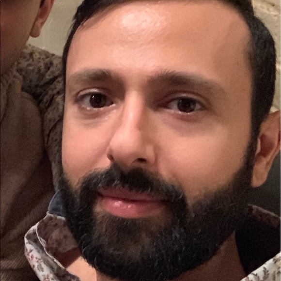 Profile Picture of Michael Mark (@leomartinez) on Poshmark