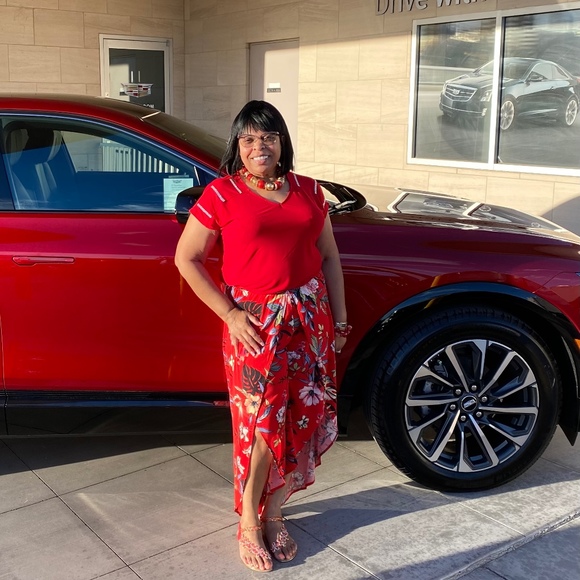 Profile Picture of Joy Mcconnell (@6jjmcconnell) on Poshmark