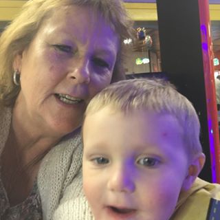 Profile Picture of Bette Joy (@bette.calkins) on Facebook