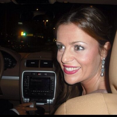 Profile Picture of Isabel Olivares (@IsabellOlivares) on Twitter