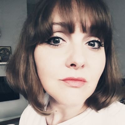 Profile Picture of Lindsey Preston (@glossgal78) on Twitter