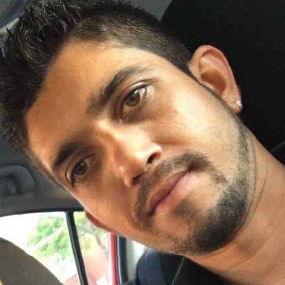 Profile Picture of Peter Patel (@chintanpatel10) on Poshmark