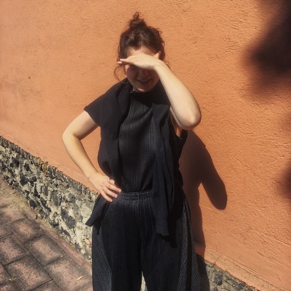 Profile Picture of Amelia Mackenzie (@lastseason_1977) on Poshmark