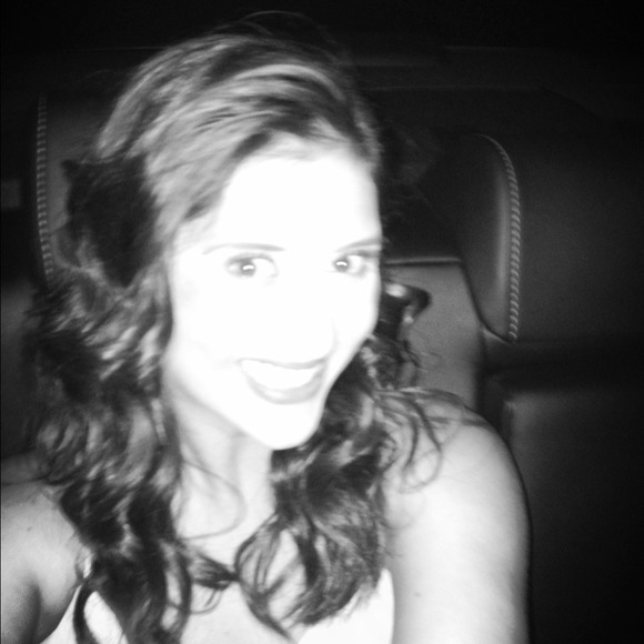 Profile Picture of Erika Sullivan (@laerika07) on Poshmark