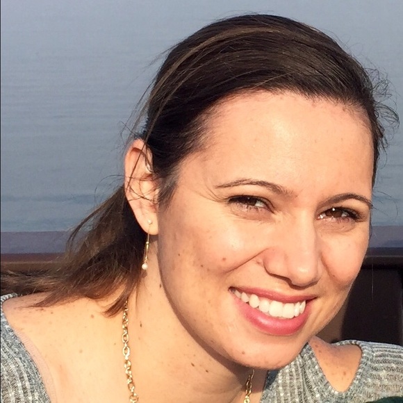 Profile Picture of Marcela Sansanelli (@msansanelli) on Poshmark