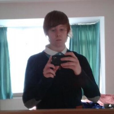 Profile Picture of Tom Leaver (@TomIsSonic) on Twitter