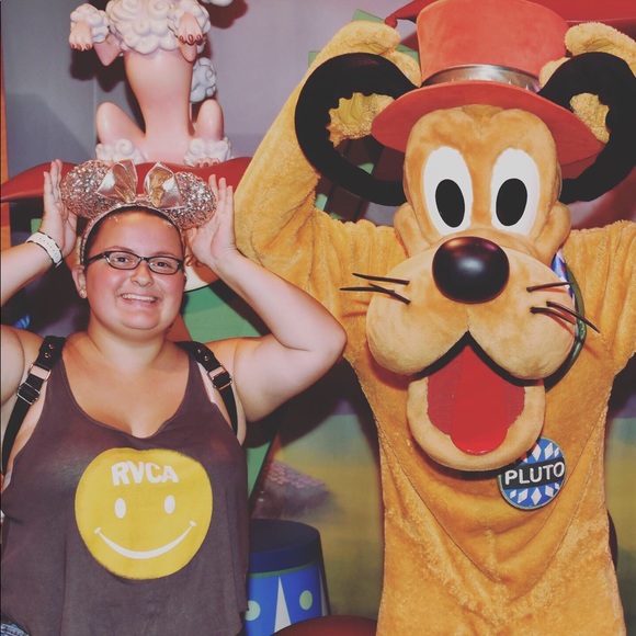 Profile Picture of Elena Staiger (@elenastaiger) on Poshmark