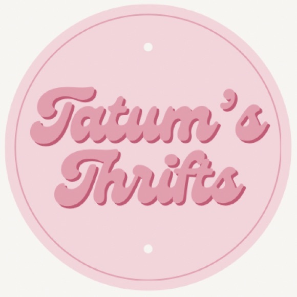 Profile Picture of Tatum Elise (@tatumsthrifts) on Poshmark