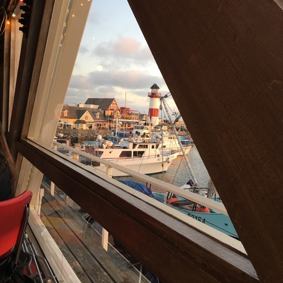 Profile Picture of Laura Speranza (@hope82312) on Poshmark