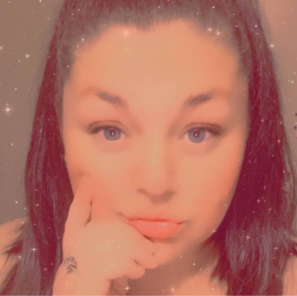 Profile Picture of Cecilia Madrigal (@celiajean3) on Poshmark