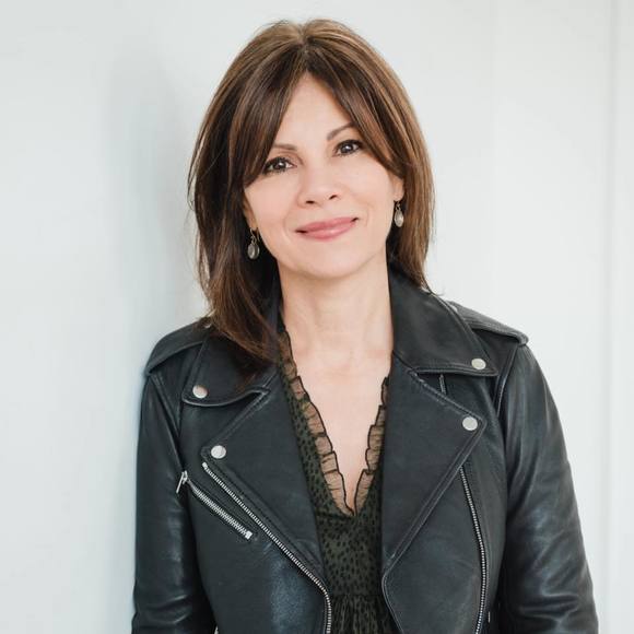 Profile Picture of Rachael Mackenzie-neill (@rmn322) on Poshmark