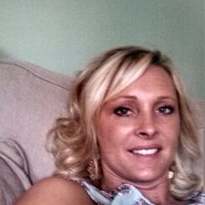 Profile Picture of Beverly A Wolfe (@Beverlywolfe20) on Twitter