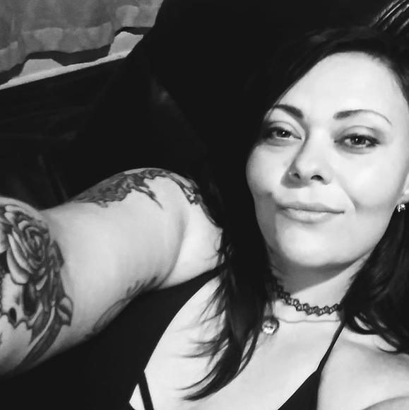 Brook Cleek - Poshmark Profile Picture of Brook Cleek (@brookcleek) on Poshmark