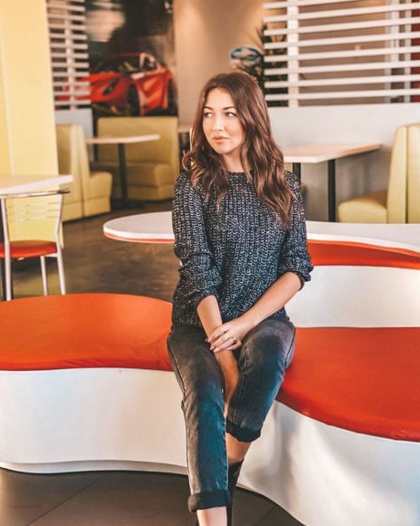 Profile Picture of Lucia Klein (@_j787971) on Poshmark