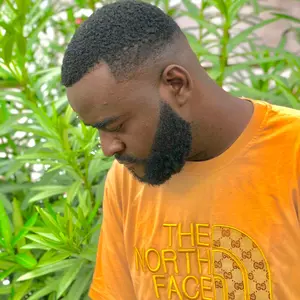 Profile Picture of Jeff Ours Noir (@jeffoursnoir05) on Tiktok