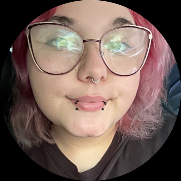 Profile Picture of Jordan Alnimri (@jordanalnimri05) on Poshmark