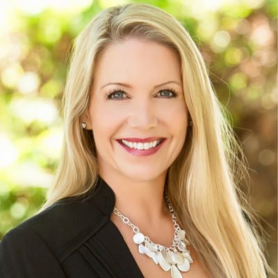Profile Picture of Debra Sharkey (@debrasharkey7) on Twitter
