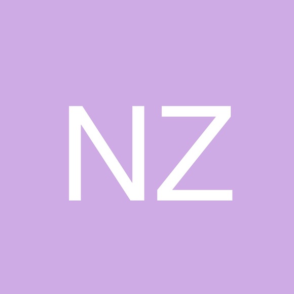 Profile Picture of Navella Zetuna (@navellaz) on Poshmark
