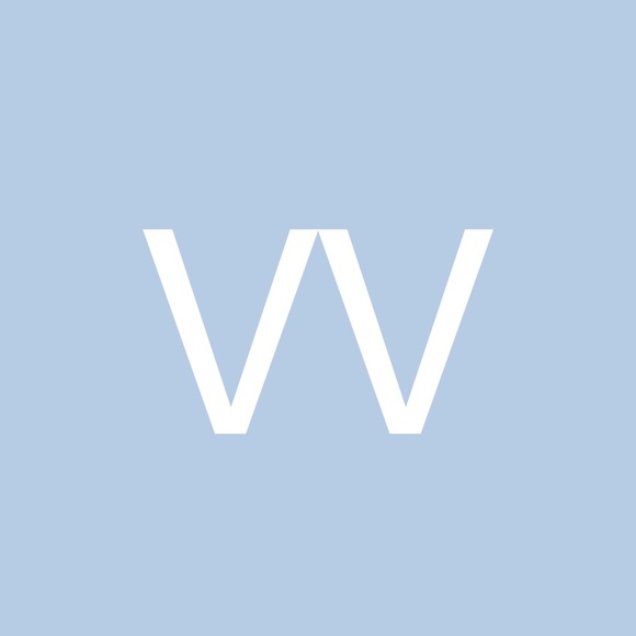Profile Picture of Vander Vander1 (@vanderlimei4282) on Poshmark