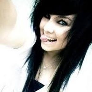 Profile Picture of Alanna Stewart (@xfunkyxpigeonx) on Myspace