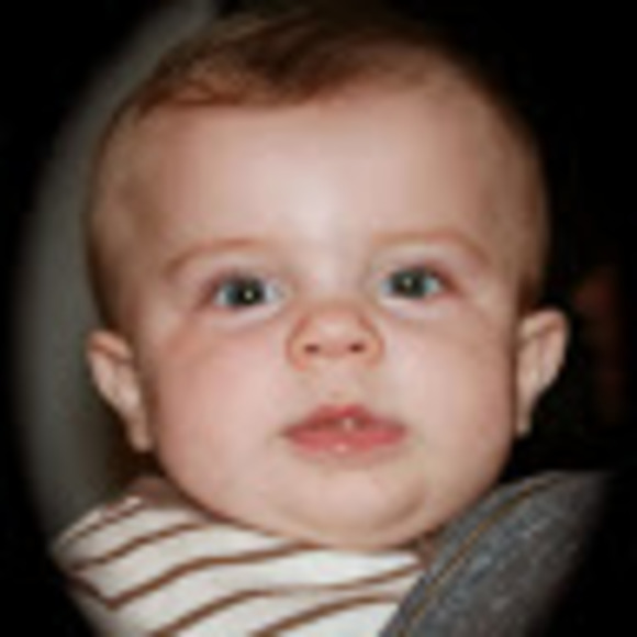 Profile Picture of Lucinda Ruttan (@lucindaruttan) on Poshmark