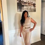 Profile Picture of Demetria McCrary (@comfycozychicmom) on Instagram
