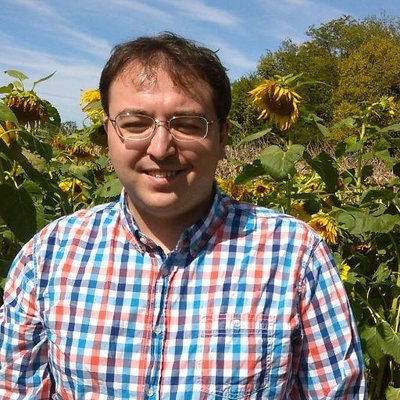 Profile Picture of Steven Reichman (@sarsax1) on Twitter