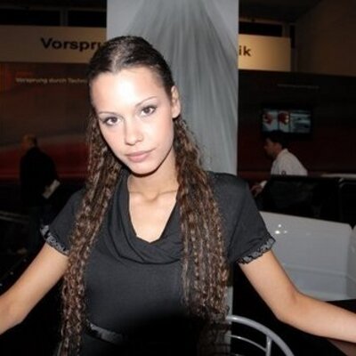 Profile Picture of Naomi Leibowitz (@naomiinleibowit) on Twitter