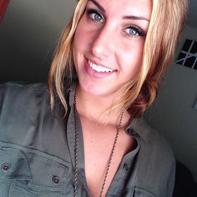 Profile Picture of Kelly Henningsen (@kellyeileennn) on Pinterest