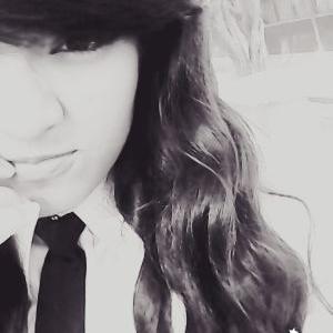 Profile Picture of Noemi Caldera (@NOEMICHARLOT) on Twitter